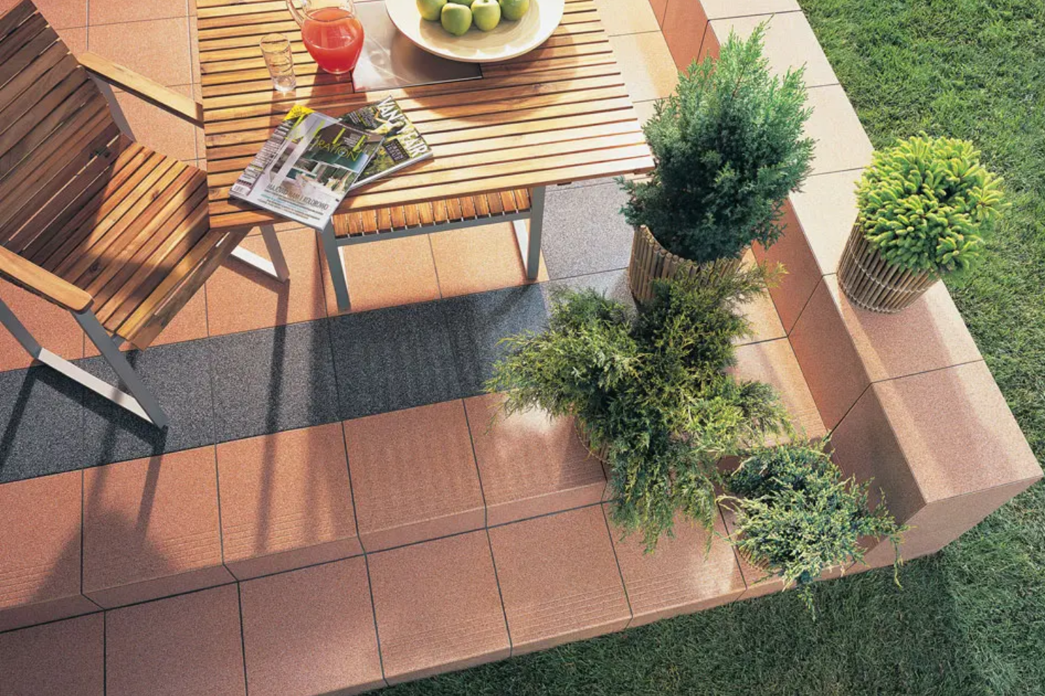 Taras pełen kolorów i naturalności